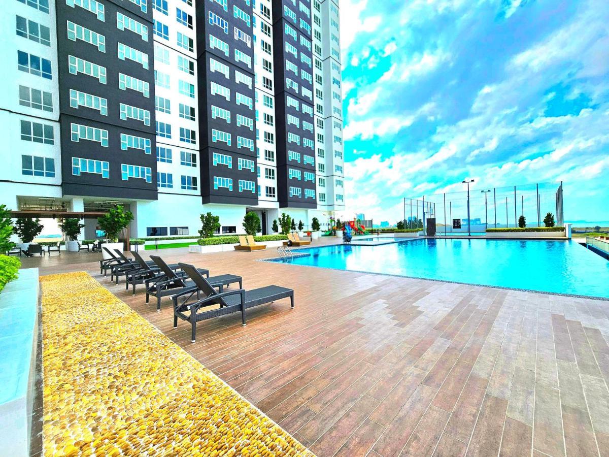 Amber Cove Melaka By Ggm Apartment Exterior photo